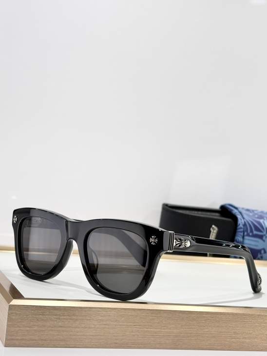 Picture of Chrome Hearts Sunglasses _SKUfw77670285fw
